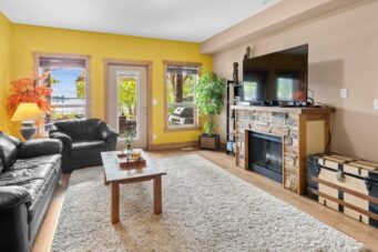 #104 – 5401 Lakeshore Drive